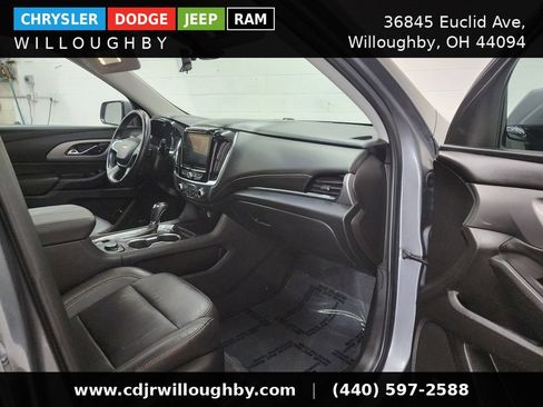 Used 2019 Chevrolet Traverse LT w/ LT Premium Package AWD/4WD image 42