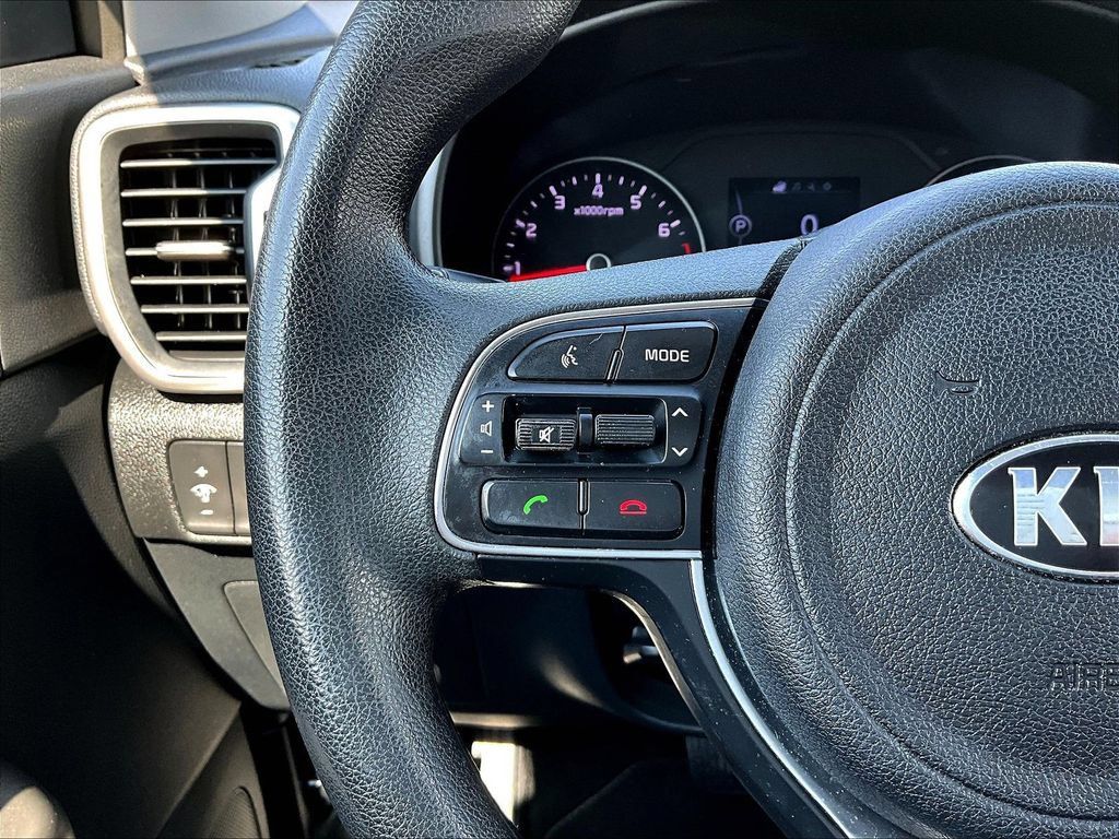 Used 2018 Kia Sportage LX FWD image 14