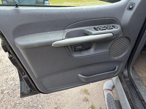Used 2001 Ford Explorer Sport Trac 4x4 image 13