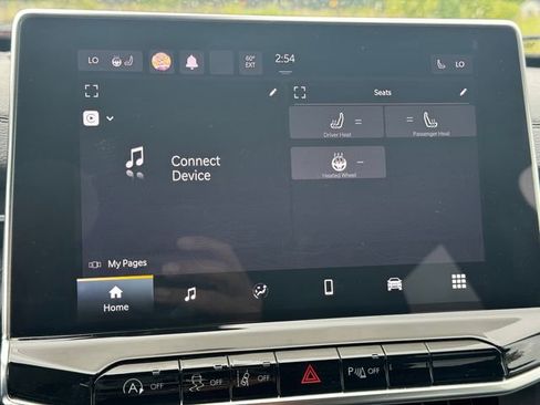 Certified 2023 Jeep Compass Limited AWD/4WD image 29