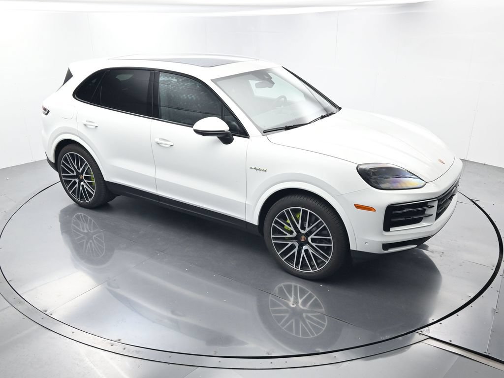 Certified 2026 Porsche Cayenne E-Hybrid AWD/4WD image 39