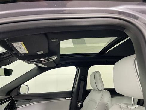 New 2025 Jeep Wagoneer S Limited image 14