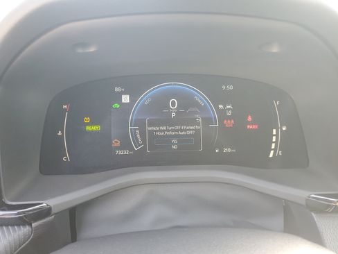 Used 2025 Toyota Camry SE FWD image 18