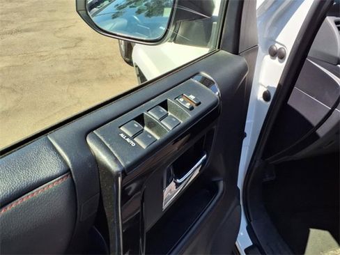 Used 2024 Toyota 4Runner TRD Off-Road image 19