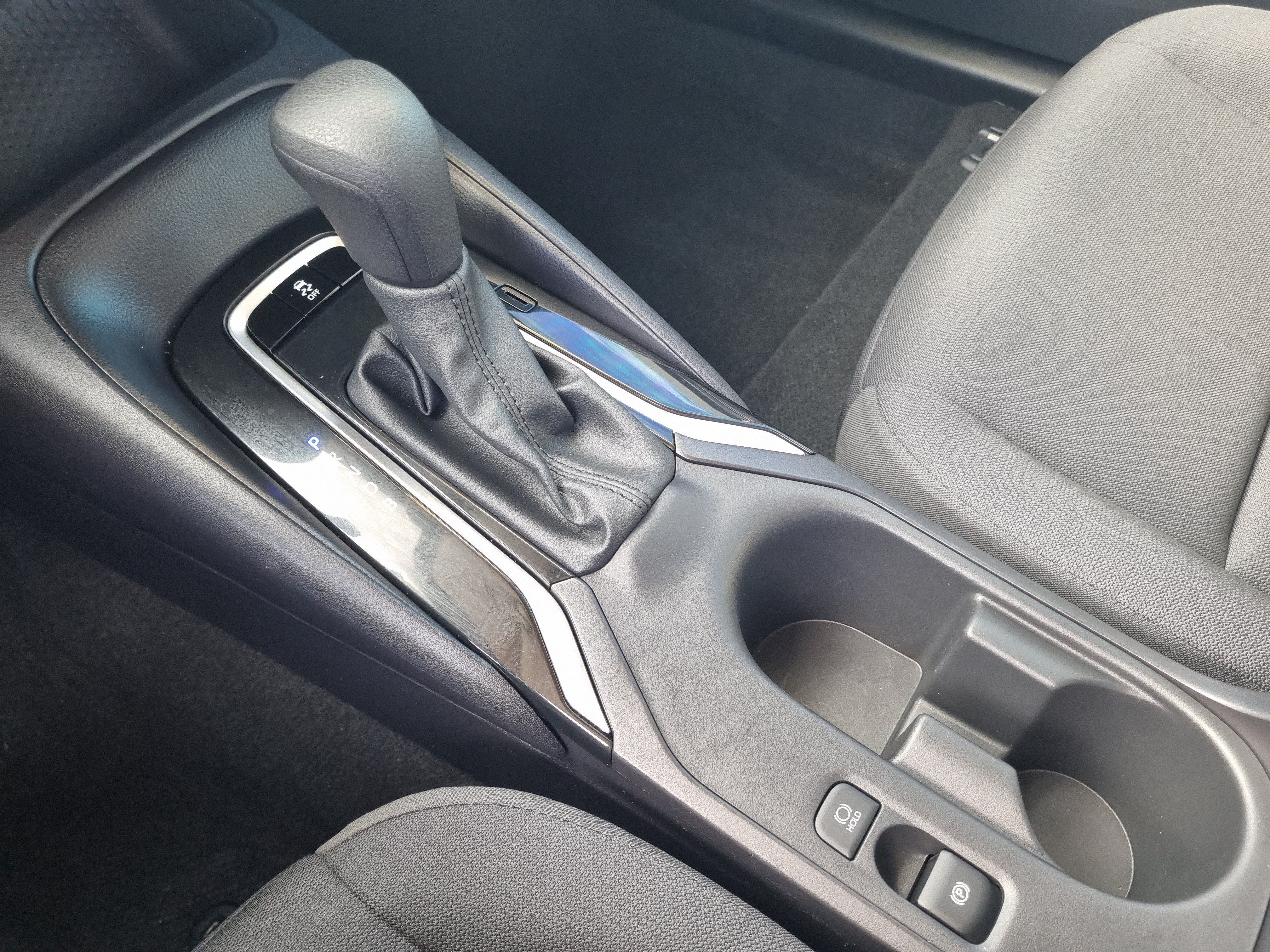 Used 2025 Toyota Corolla LE FWD image 33