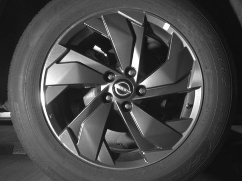 Used 2025 Nissan Rogue SV FWD image 12