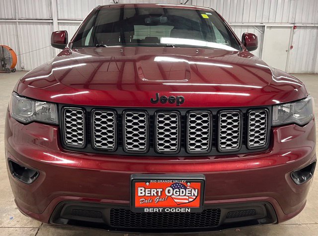 Used 2022 Jeep Grand Cherokee Laredo X AWD/4WD image 2