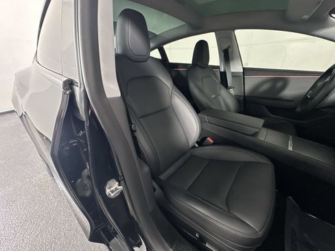 Used 2025 Tesla Model 3 Long Range RWD image 27