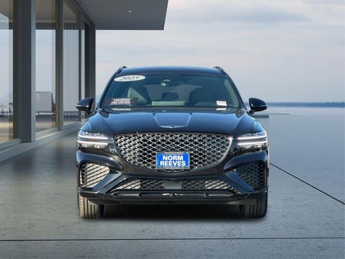 Used 2025 Genesis GV70 3.5T Sport image 10