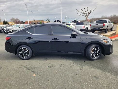 Used 2024 Nissan Sentra SV w/ All-Weather Package image 3