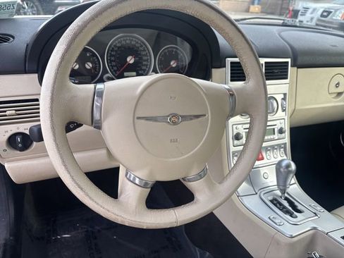 Used 2005 Chrysler Crossfire Limited image 16