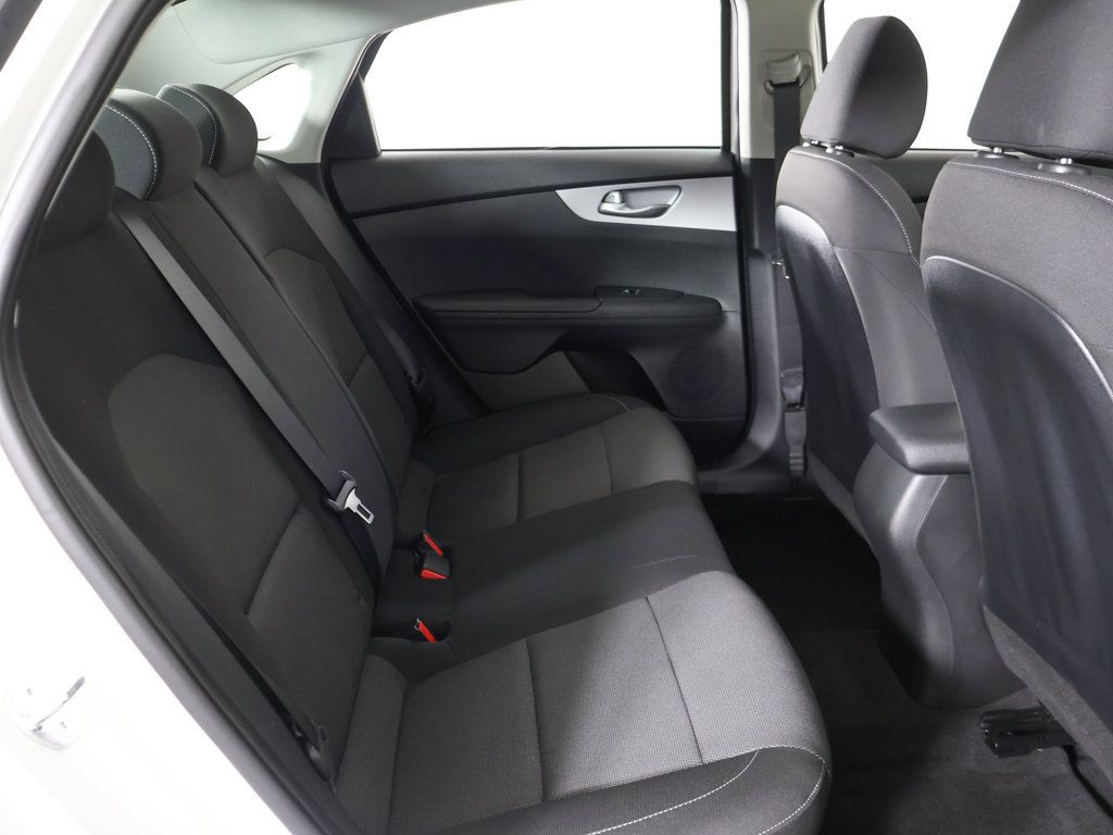 Used 2023 Kia Forte LXS w/ LXS Technology Package FWD image 32