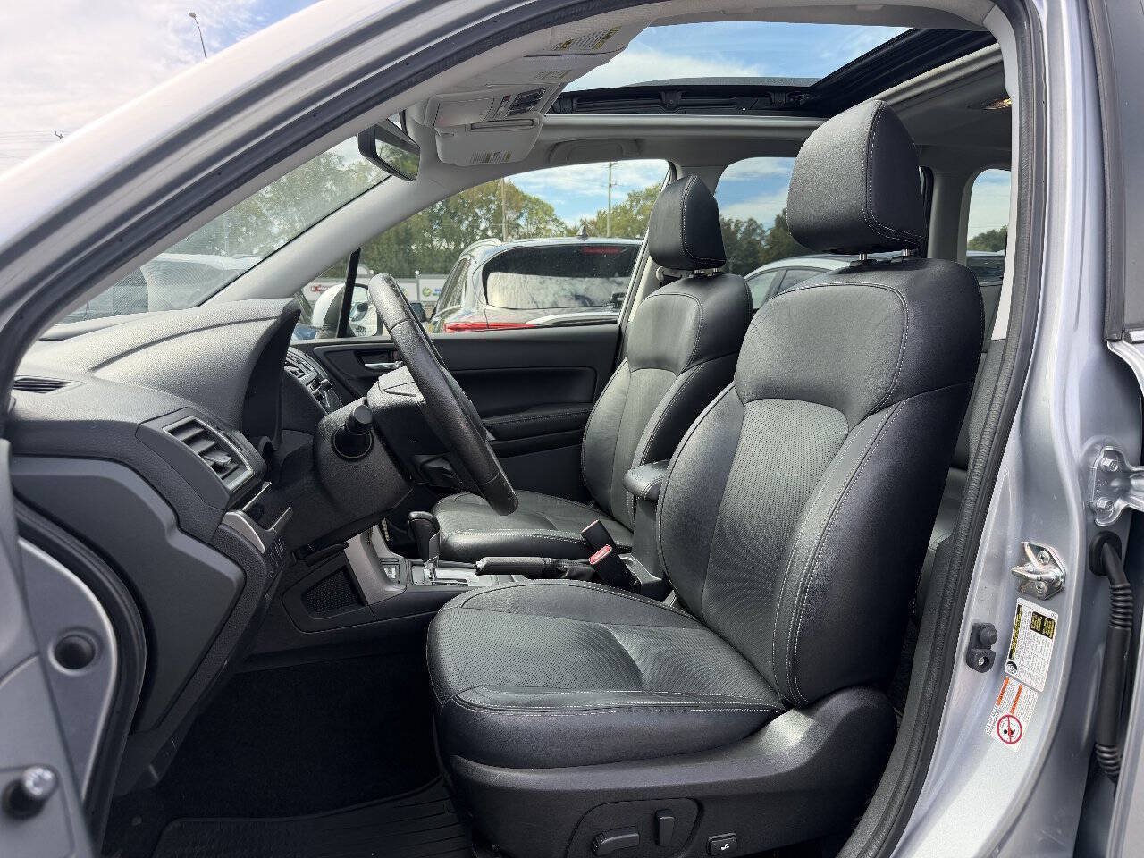 Used 2017 Subaru Forester 2.5i Limited w/ Popular Package #1 AWD/4WD image 8
