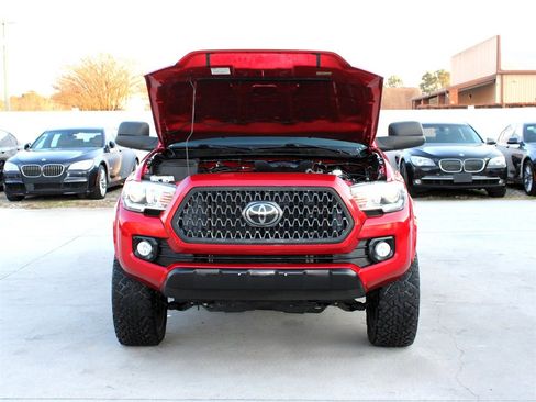 Used 2018 Toyota Tacoma SR5 image 44