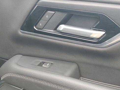 Used 2025 GMC Yukon Denali image 49