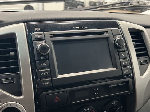 Used 2013 Toyota Tacoma 4x4 Double Cab w/ SR5 Pkg image 15