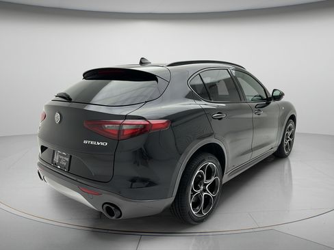 Used 2023 Alfa Romeo Stelvio Ti w/ Active Assist Plus Package AWD/4WD image 3