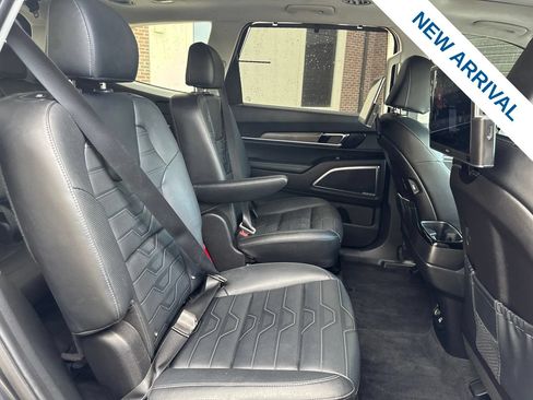 Used 2022 Kia Telluride SX w/ SX Prestige Package AWD/4WD image 11