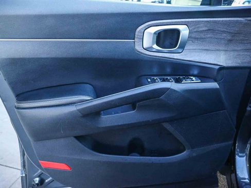 Used 2022 Kia Sorento S w/ Panoramic Sunroof Package image 27