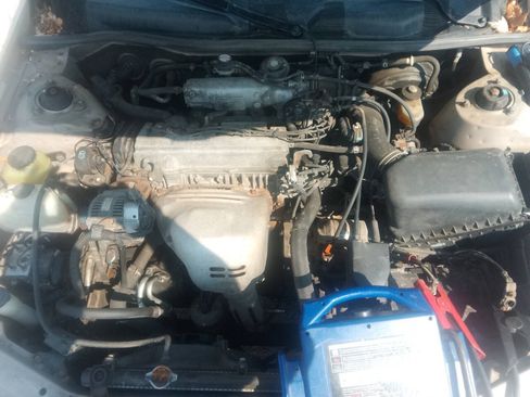 Used 1998 Toyota Camry LE FWD image 45