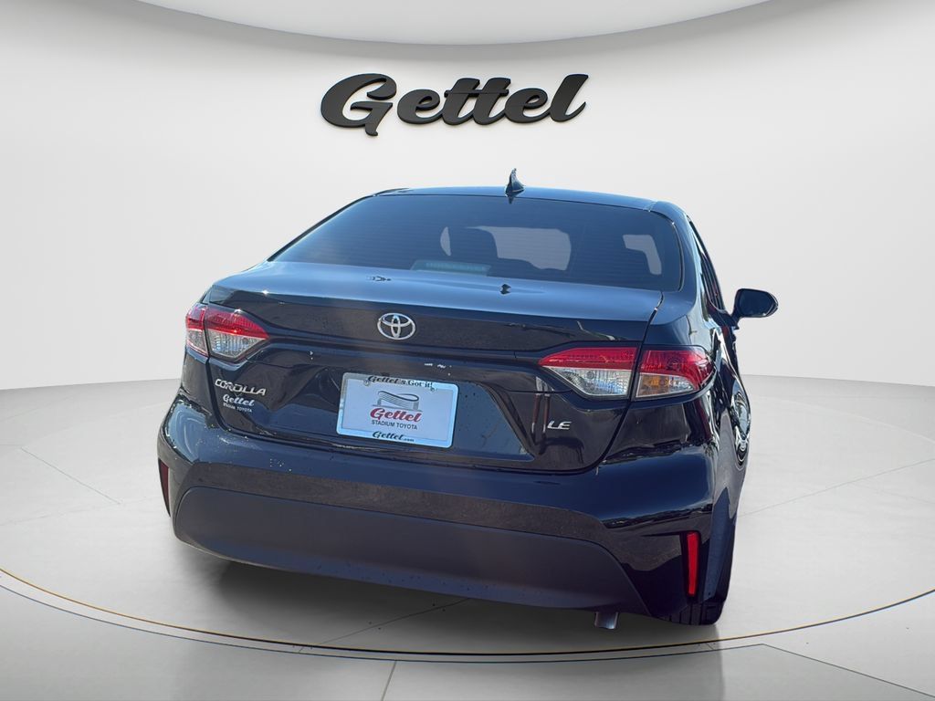 Used 2026 Toyota Corolla LE FWD image 6