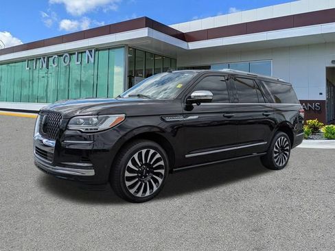 Certified 2024 Lincoln Navigator L Black Label AWD/4WD image 8