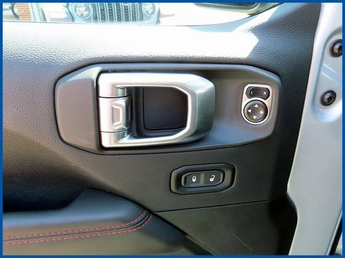 Certified 2024 Jeep Wrangler Unlimited Rubicon image 12