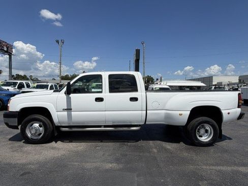 Used 2007 Chevrolet Silverado 3500 LT w/ Onstar Plus Package RWD image 10