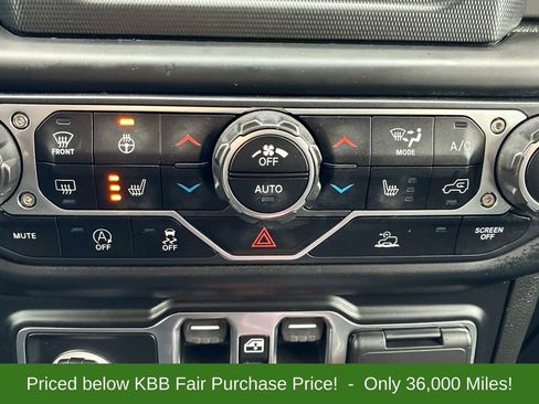 Used 2021 Jeep Gladiator Sport image 27