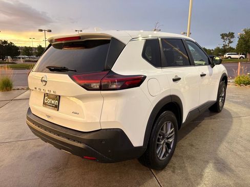 Used 2021 Nissan Rogue S AWD/4WD image 7