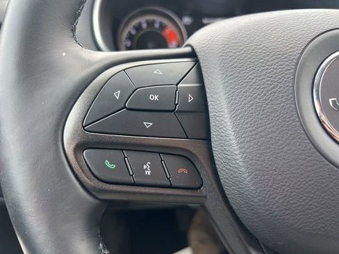 Used 2020 Jeep Cherokee Trailhawk w/ Cold Weather Group image 9