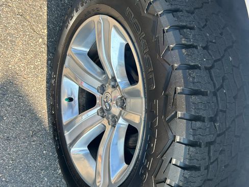 Used 2016 RAM 1500 Sport image 17