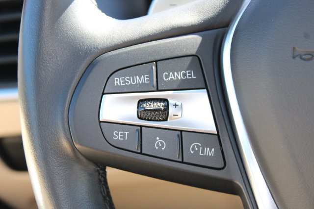 Used 2024 BMW 330e RWD image 18