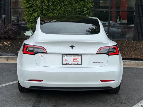 Used 2022 Tesla Model 3 Long Range AWD/4WD image 14