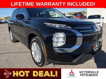 New 2025 Mitsubishi Outlander ES