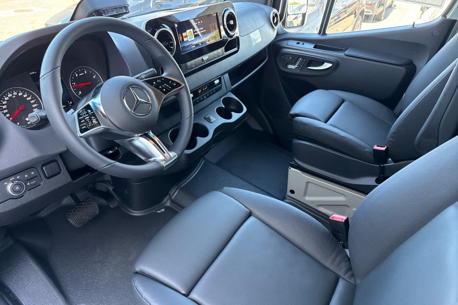 New 2026 Mercedes-Benz Sprinter 2500 image 9