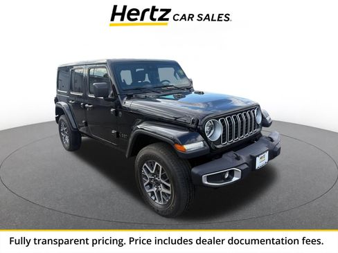 Used 2025 Jeep Wrangler Unlimited Sahara AWD/4WD image 1