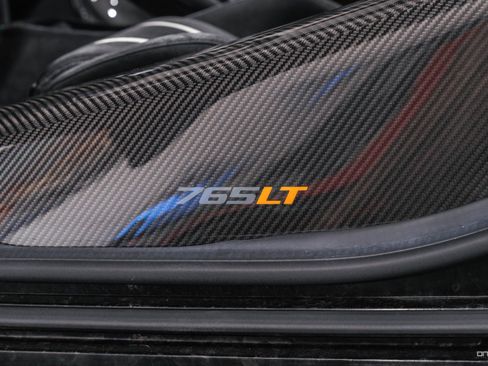 Used 2022 McLaren 765LT image 33