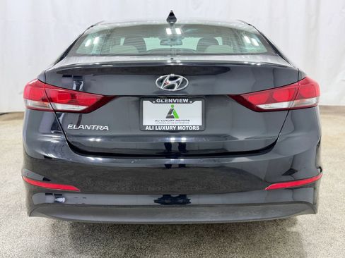 Used 2018 Hyundai Elantra SEL FWD image 7