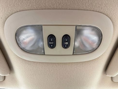 Used 2004 Ford F150 Lariat image 26