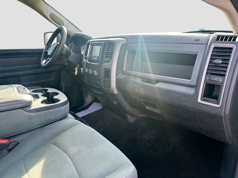 Used 2016 RAM 1500 Express AWD/4WD image 29