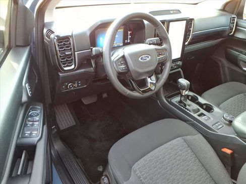 Certified 2025 Ford Ranger XLT w/ FX4 Off-Road Package image 8