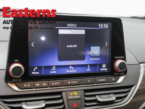 Used 2024 Nissan Altima 2.5 SV image 19