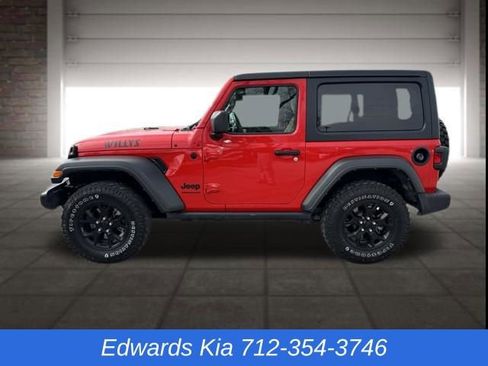 Used 2021 Jeep Wrangler Sport image 6