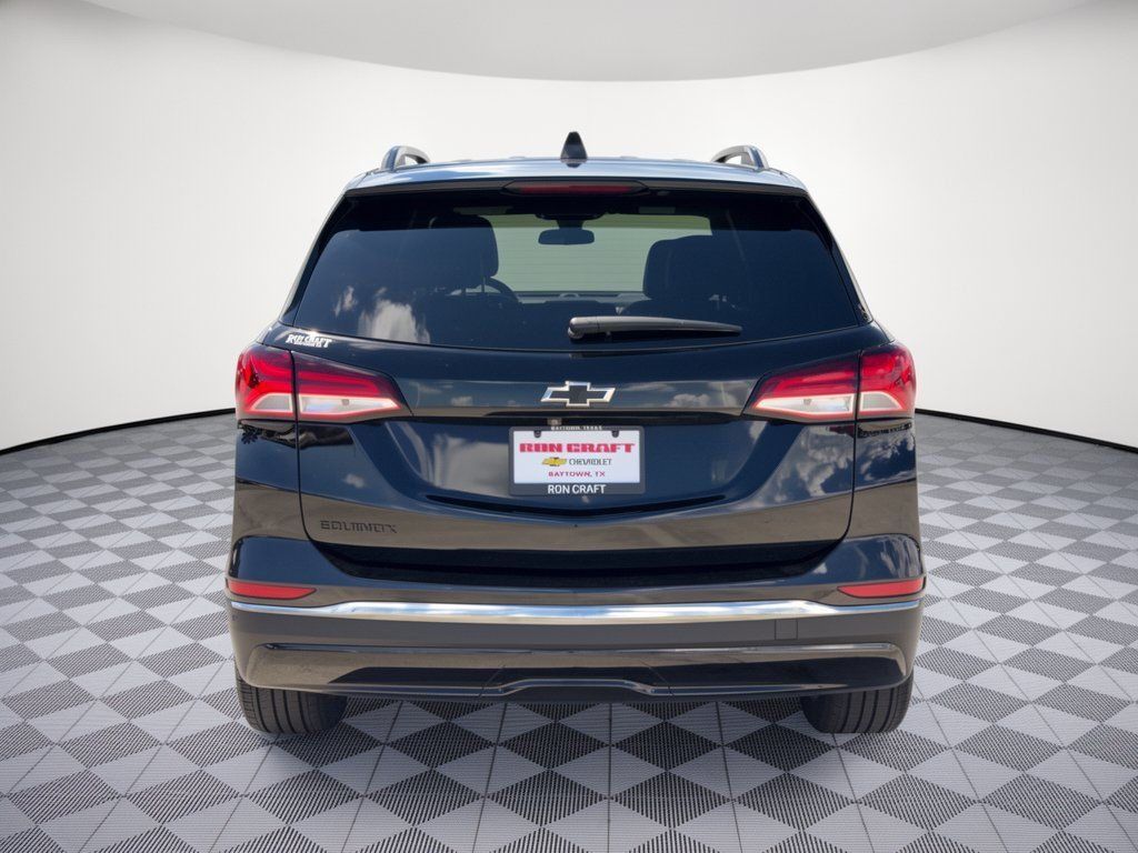 Used 2023 Chevrolet Equinox RS FWD image 11