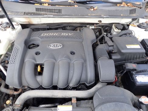 Used 2008 Kia Optima LX image 8