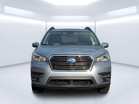 Used 2019 Subaru Ascent Premium w/ Popular Package #2 image 8