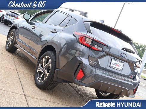 Used 2024 Subaru Crosstrek 2.0i Premium w/ Popular Package #4 AWD/4WD image 4