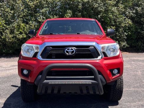 Used 2015 Toyota Tacoma PreRunner w/ SR5 Package RWD image 11
