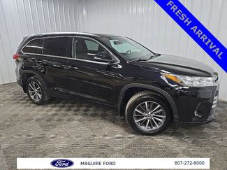 Used 2018 Toyota Highlander XLE video 1